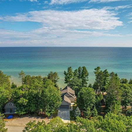 Waterfront Lake Huron Getaway With Private Beach! Rogers City Exterior foto