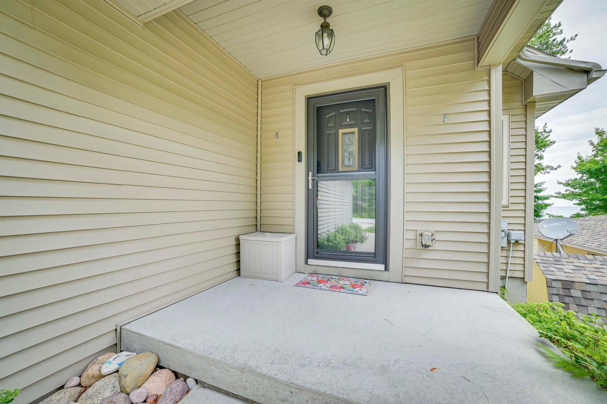 Waterfront Lake Huron Getaway With Private Beach! Rogers City Exterior foto
