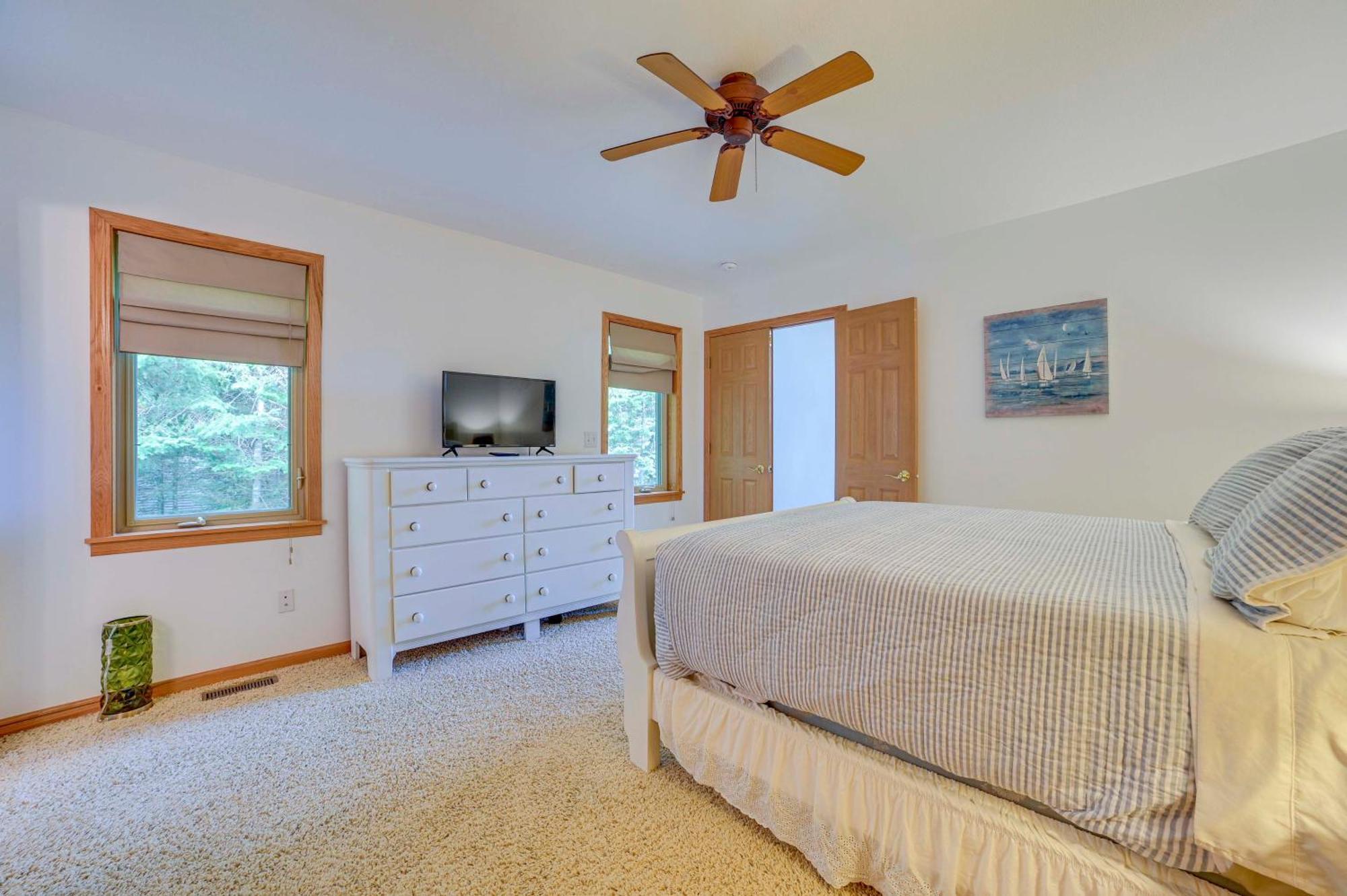 Waterfront Lake Huron Getaway With Private Beach! Rogers City Exterior foto