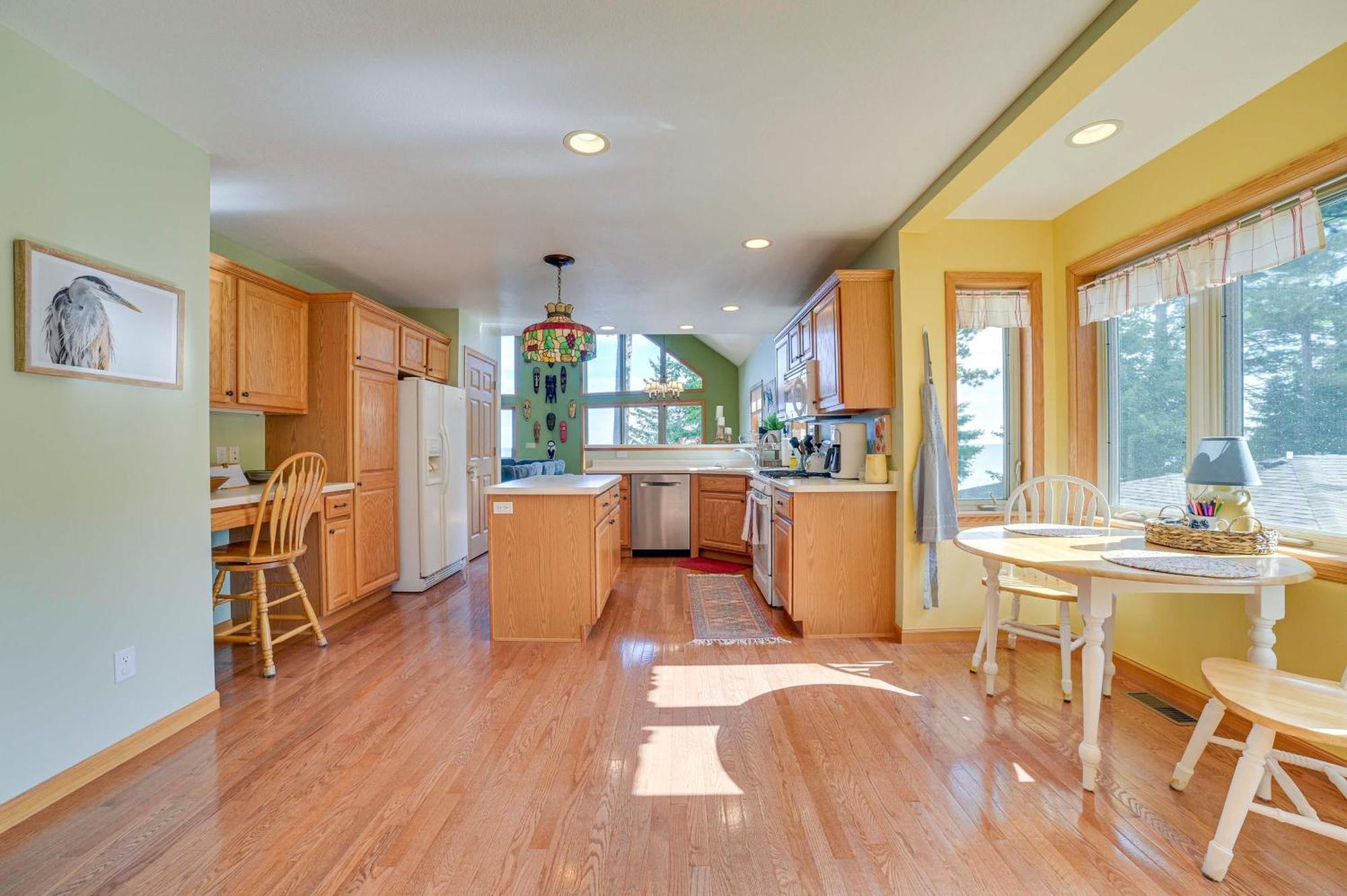 Waterfront Lake Huron Getaway With Private Beach! Rogers City Exterior foto